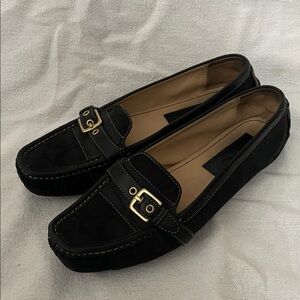 Coach Signature Canvas Suzie Flats - SZ 10